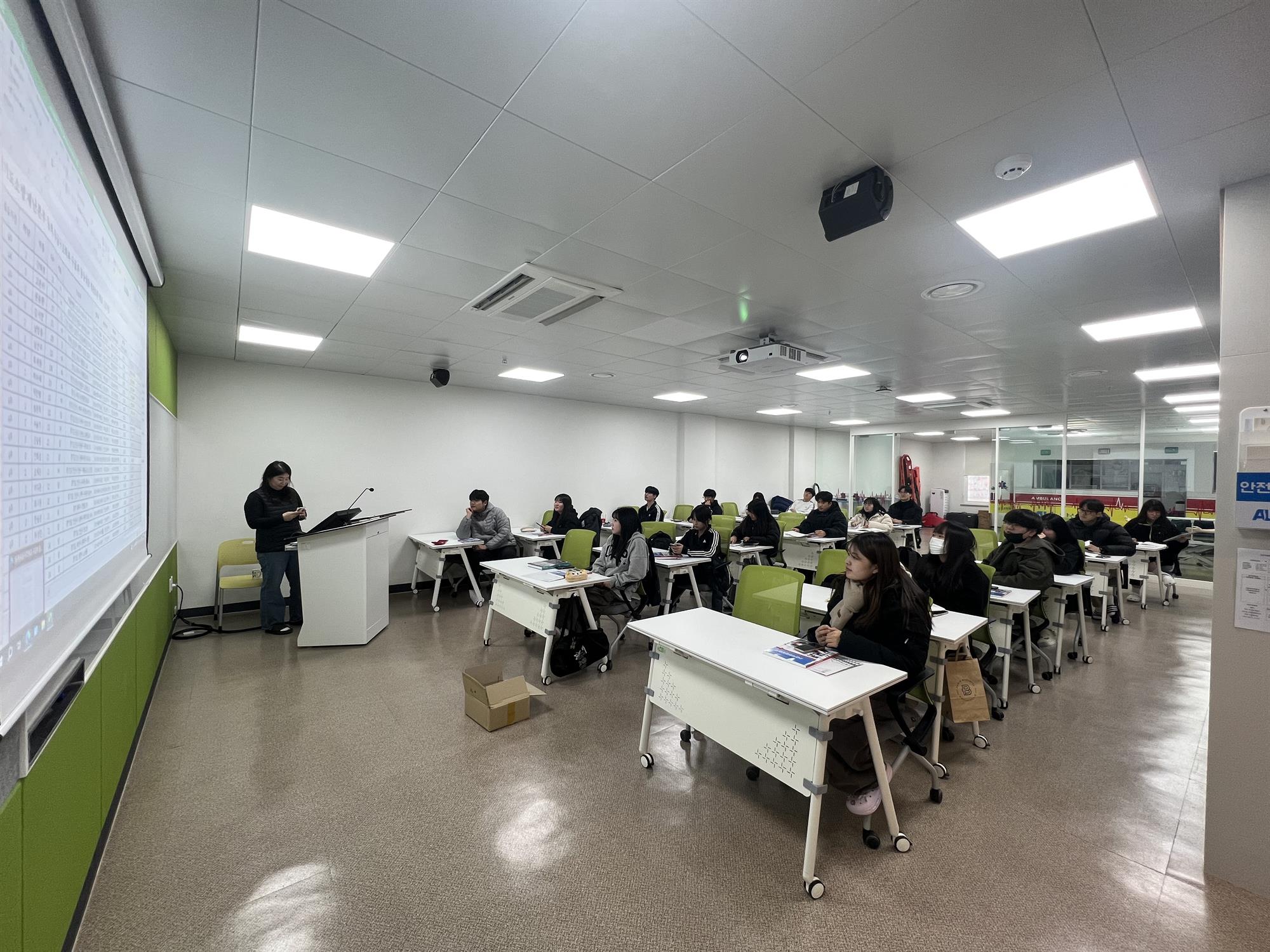 KakaoTalk_20251211_145945752_02.jpg