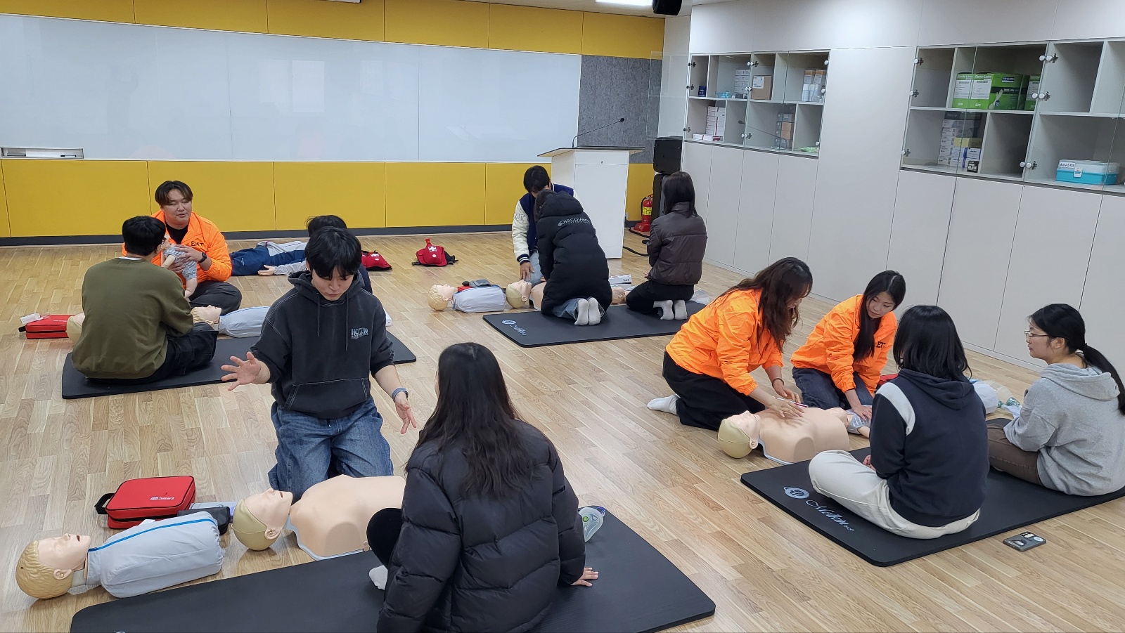 KakaoTalk_20251119_164712821_10.jpg