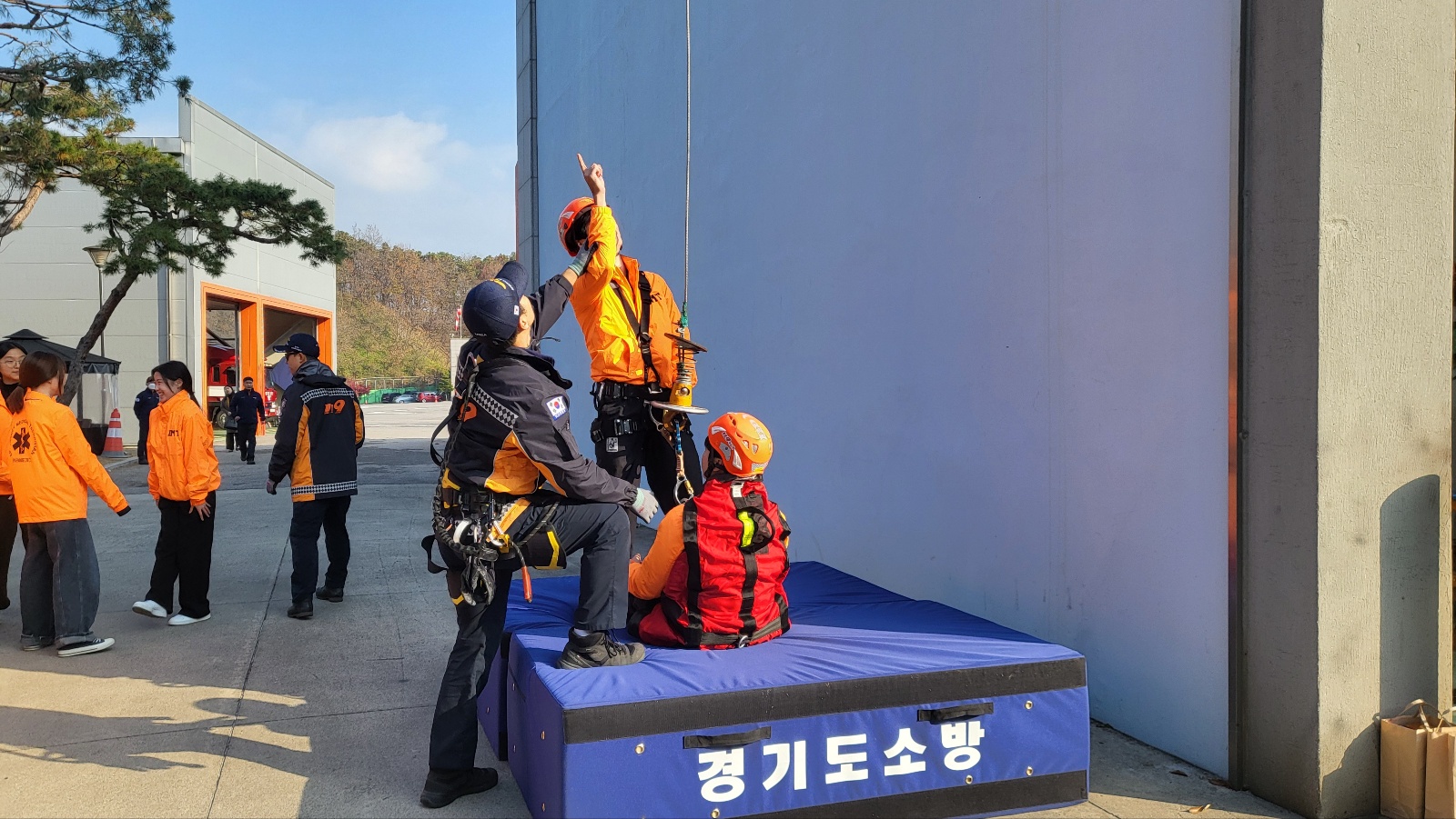 KakaoTalk_20251120_165840078_23.jpg