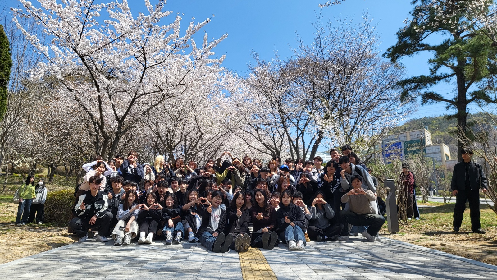 KakaoTalk_20260408_135332348_07.jpg