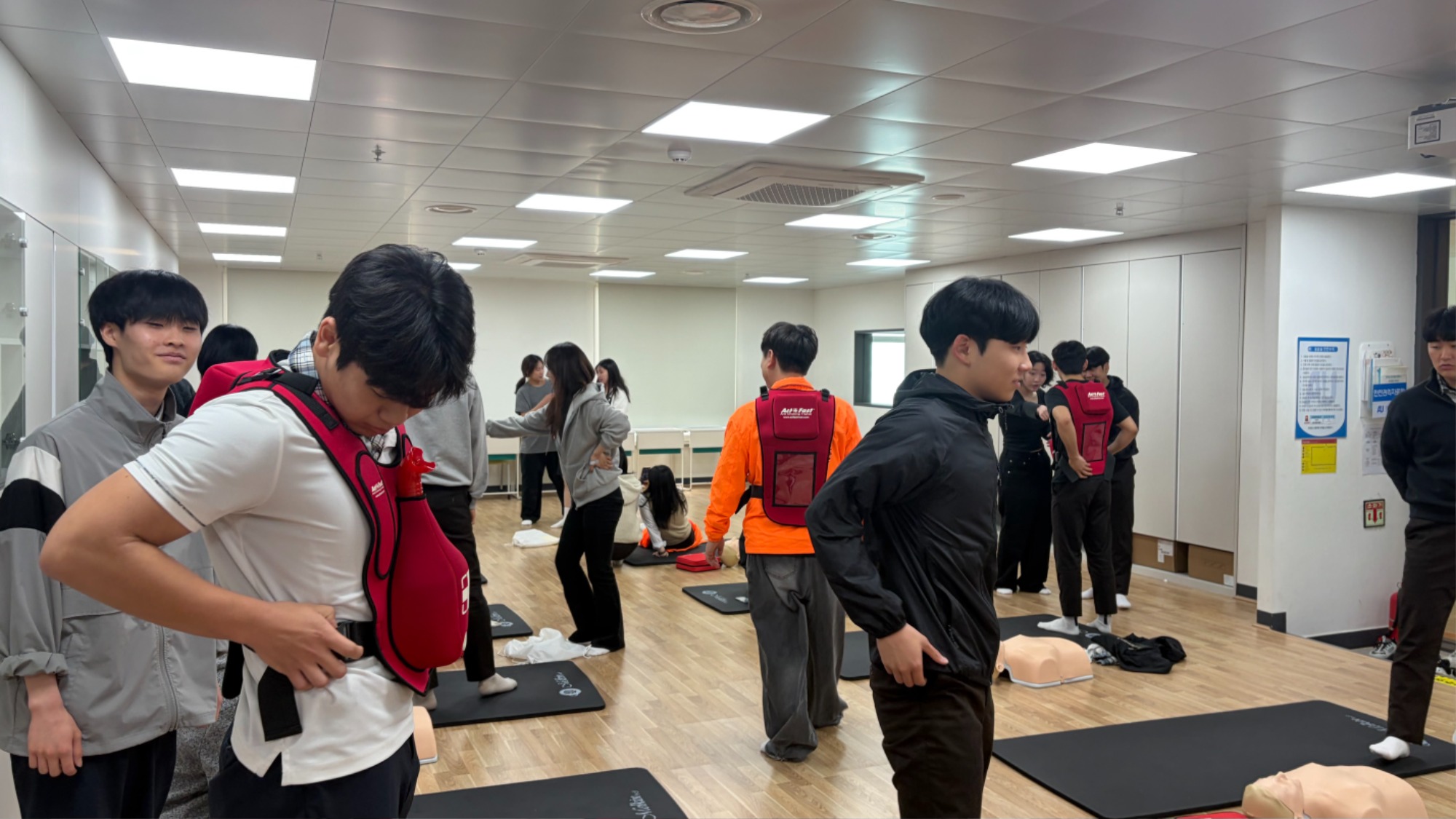 KakaoTalk_20260514_180623670_09.jpg