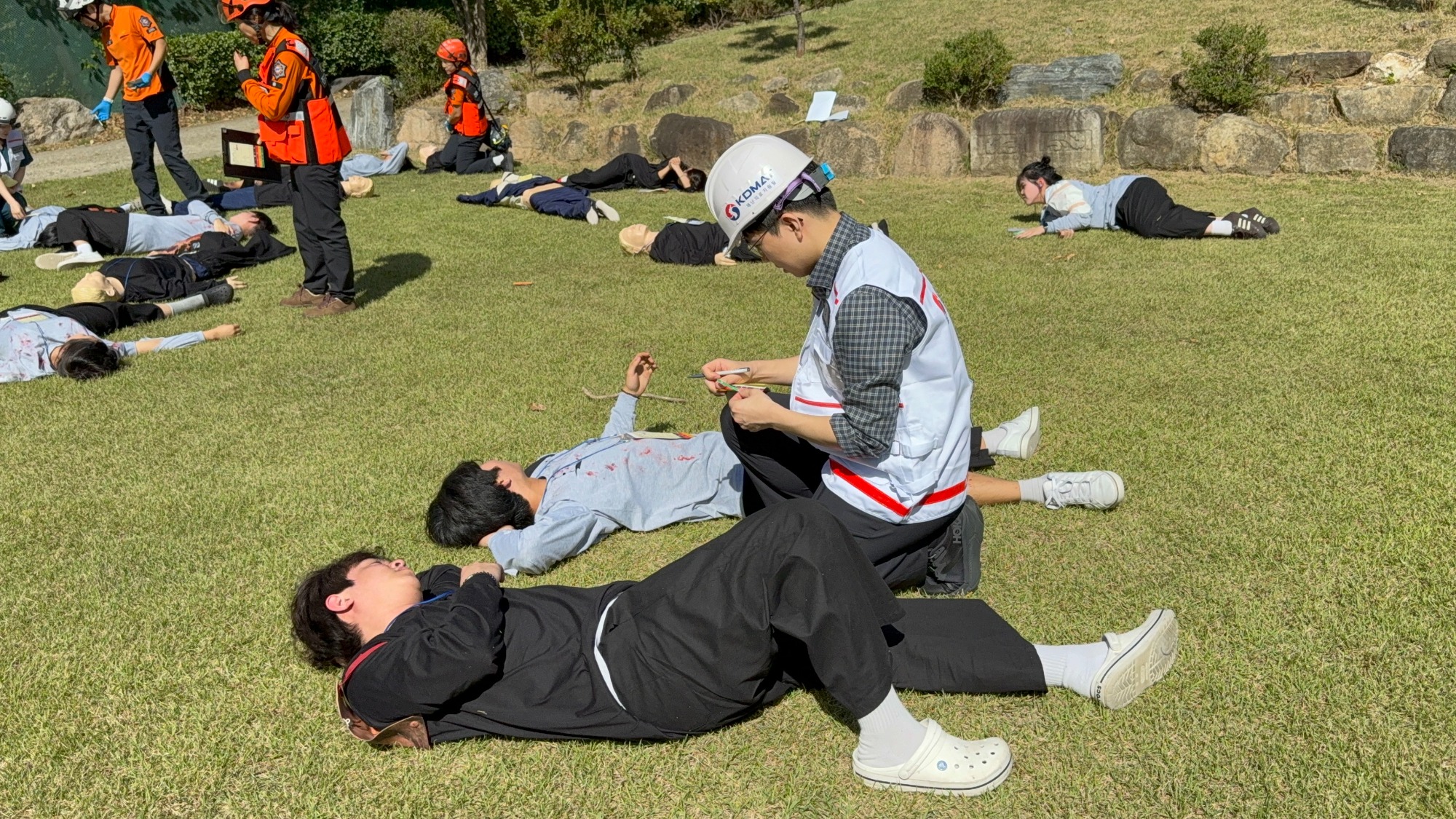 KakaoTalk_20261003_121329142_05.jpg