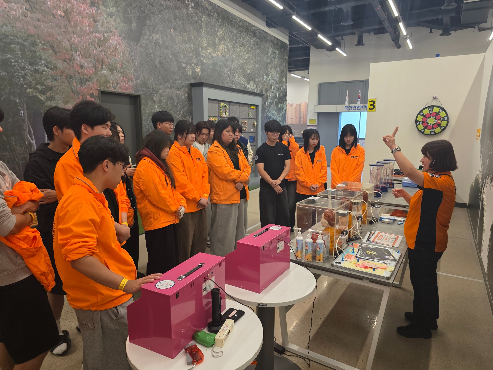 KakaoTalk_20261008_175559522_06.jpg