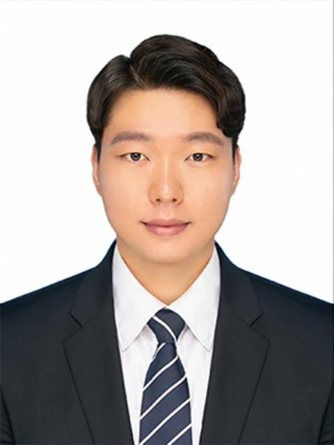 유경규 교수